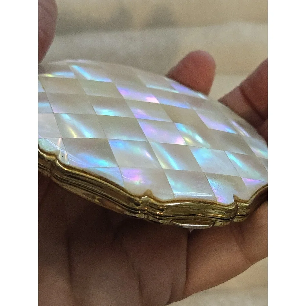 Vintage Stratton Mother of Pearl MOP Pattern Gold Tone Compact Mirror & Case